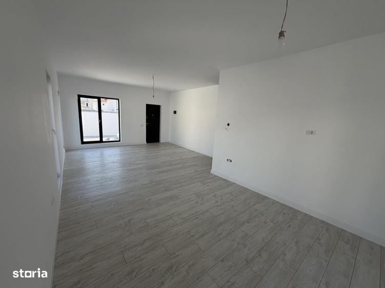 Casă cu 4 camere cu Teren 705 Mp în Central