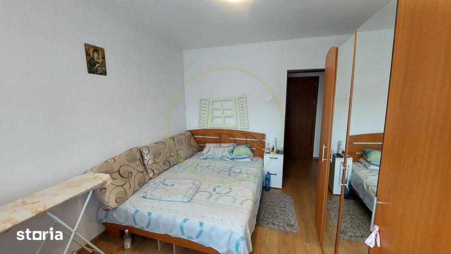 Apartament cu 3 camere decomandat în Brazda lui Novac
