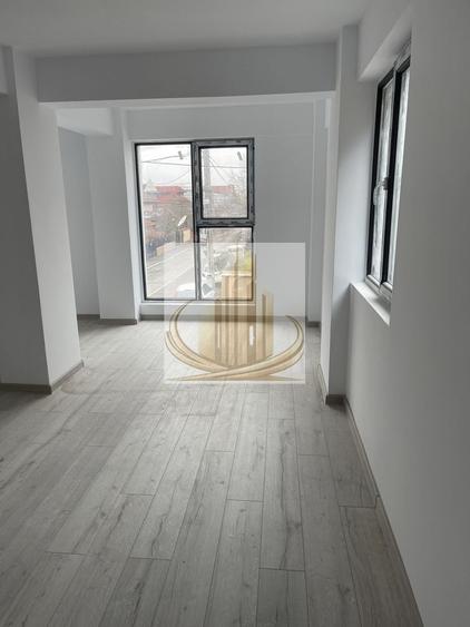 Apartament cu 2 camere decomandat în Apărătorii Patriei
