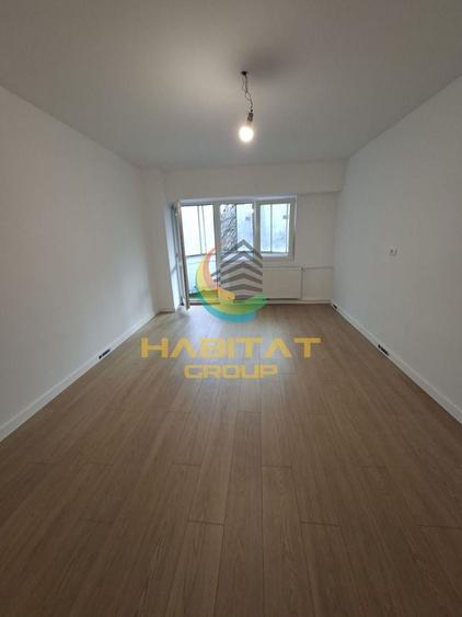 Garsonieră decomandată în Apărătorii Patriei