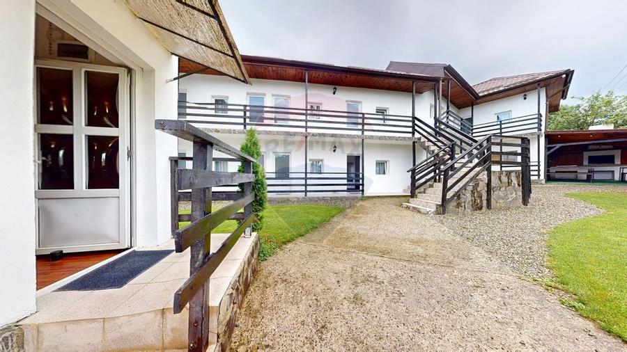 Hotel/Pensiune, de 310 mp, în Bran