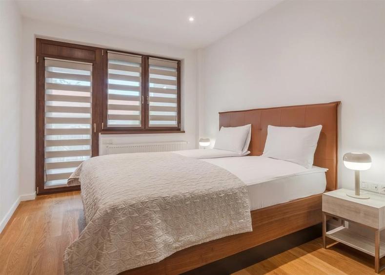 Apartament cu 3 camere decomandat în Ultracentral