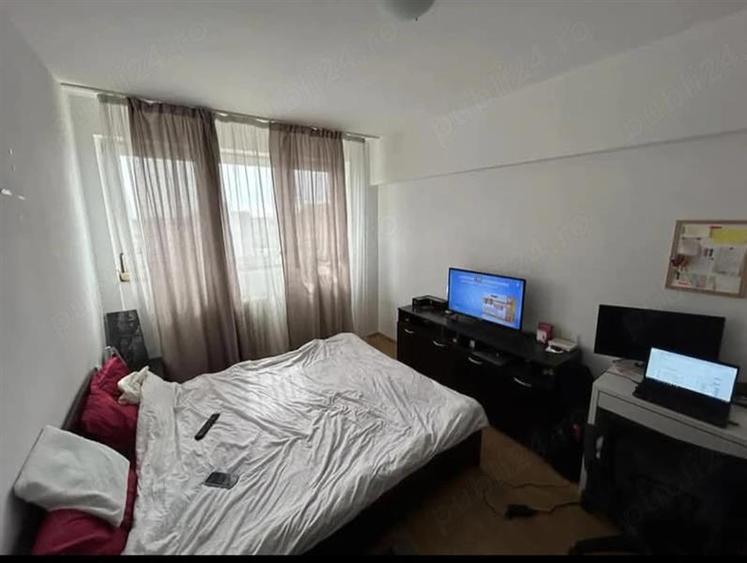 Apartament cu 2 camere decomandat în Titan