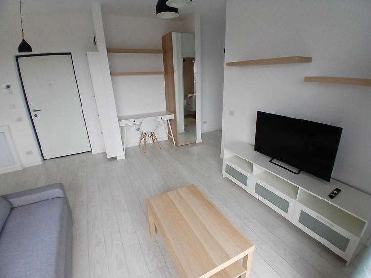 Apartament cu 2 camere semidecomandat în Fundeni