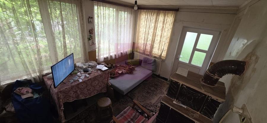 Casă cu 2 camere în Central