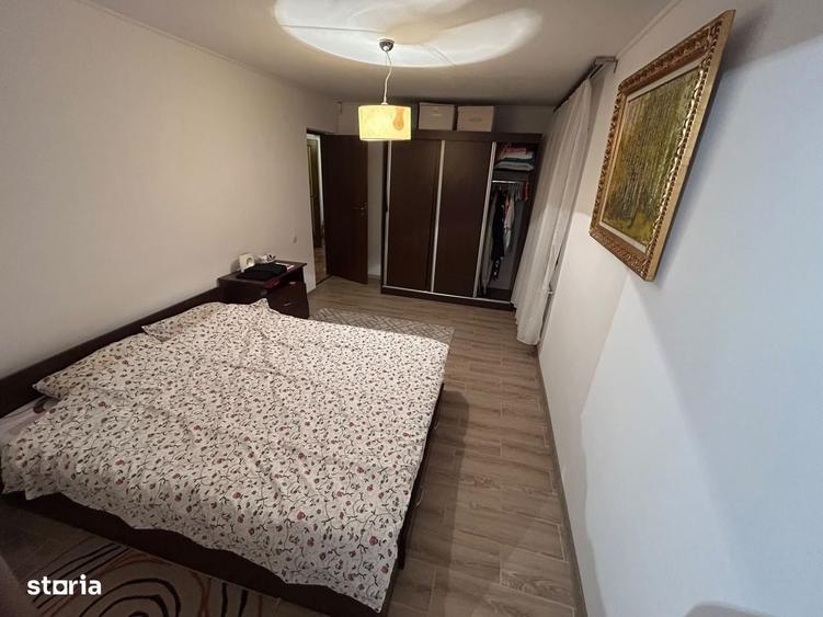 Casă cu 4 camere cu Teren 950 Mp în Adunații-Copăceni