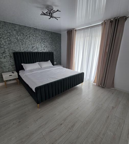 Casă cu 4 camere cu Teren 500 Mp în Central