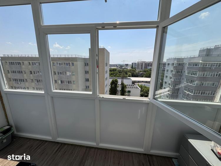 Apartament cu 3 camere decomandat în Drumul Taberei — fotografia 3