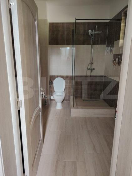Casă individuală cu 8 camere cu Canalizare în Exterior Nord