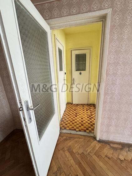 Apartament cu 2 camere semidecomandat în Torontalului
