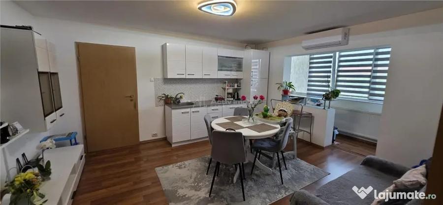 Apartament cu 2 camere decomandat în Șagului