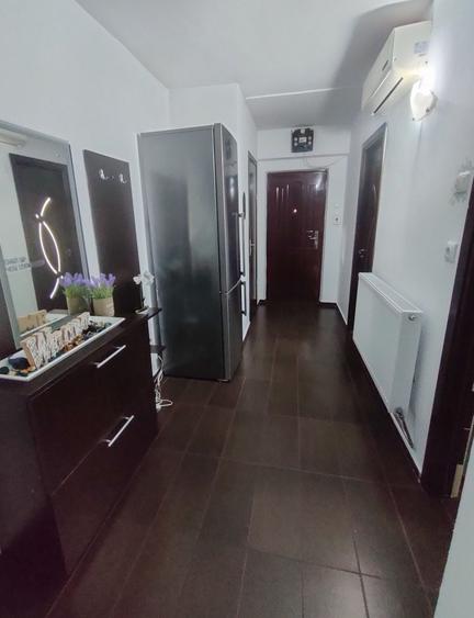 Apartament cu 2 camere decomandat în 15 Noiembrie