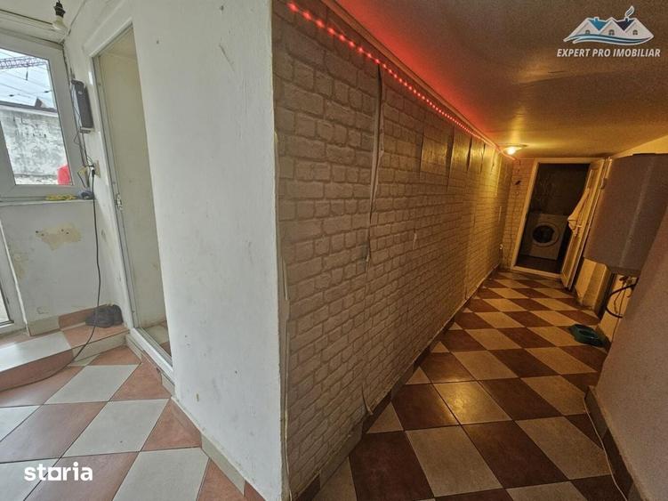 Casă cu 4 camere cu Teren 254 Mp în Giulești