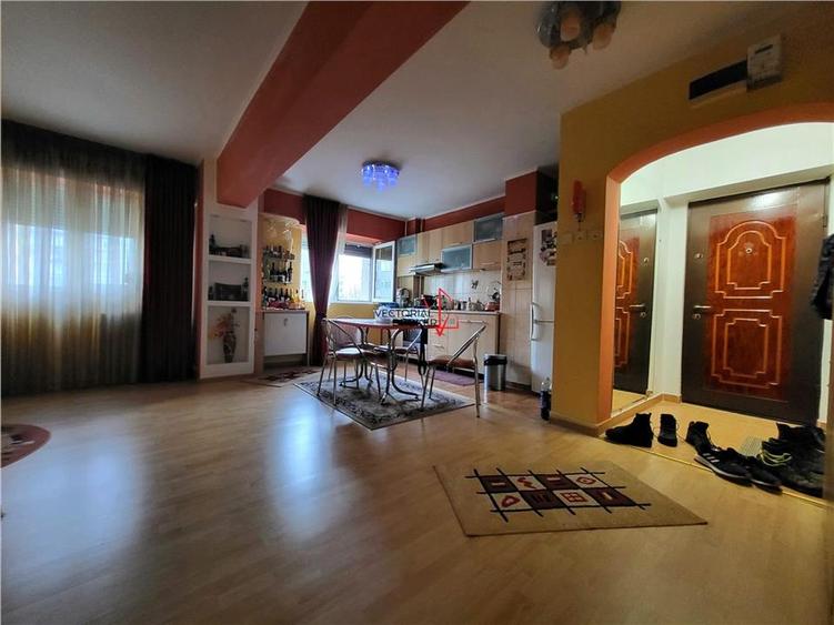 Apartament cu 4 camere decomandat în Nicolae Grigorescu