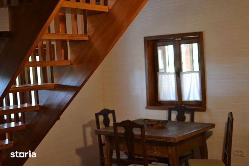 Casă cu 3 camere decomandat cu Teren 70 Mp în Ozun