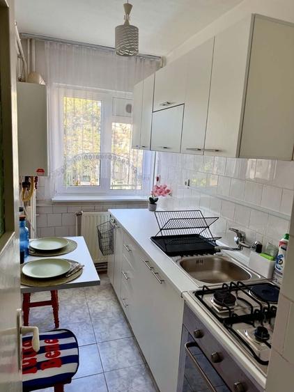 Apartament cu 2 camere semidecomandat în Șcheia