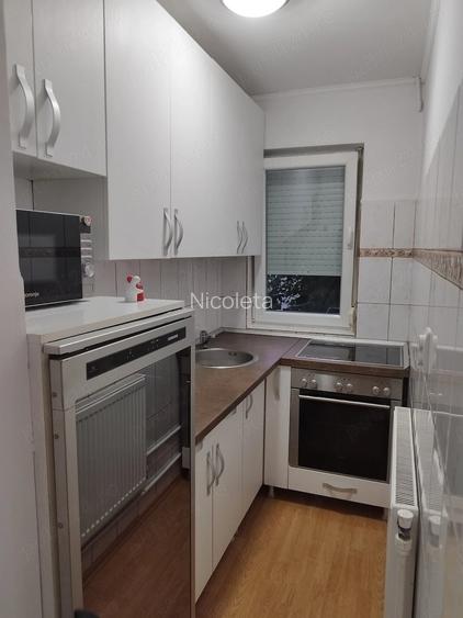 Inchiriez apartament 2 camere