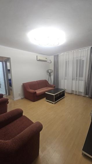 Apartament cu 2 camere semidecomandat, mobilat în Giurgiului