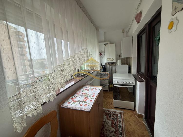 Apartament cu 2 camere decomandat în Energiei