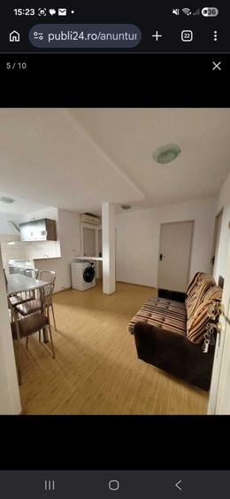 Apartament cu 3 camere decomandat în Exterior Vest
