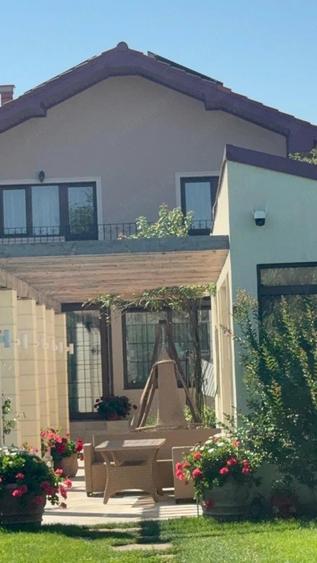 Casă cu Teren 800 Mp în Cumpăna