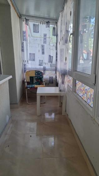 Apartament cu 3 camere decomandat în Ferentari