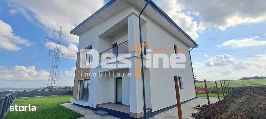 Casă cu 4 camere cu Teren 350 Mp în Ciurea