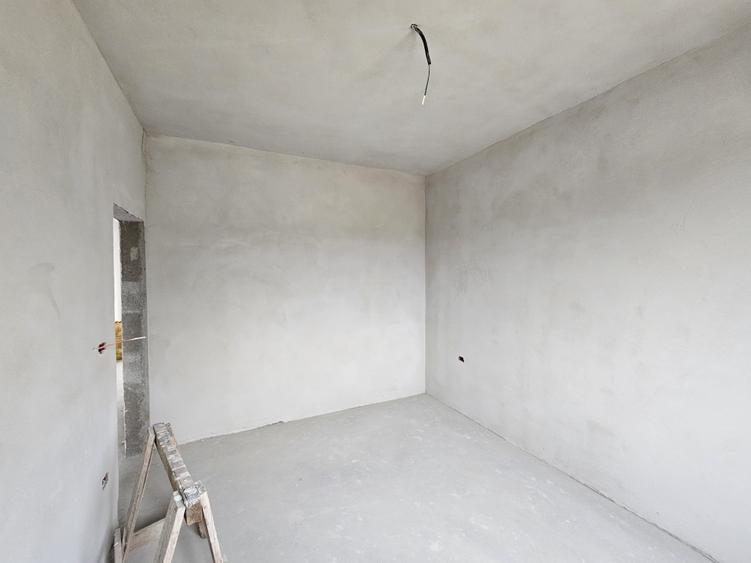 Duplex cu 4 camere cu Canalizare în Moșnița Nouă