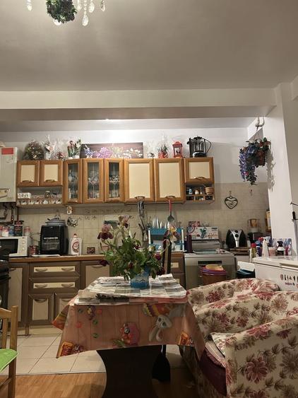 Apartament cu 2 camere decomandat în Dumbrăvița — fotografia 2