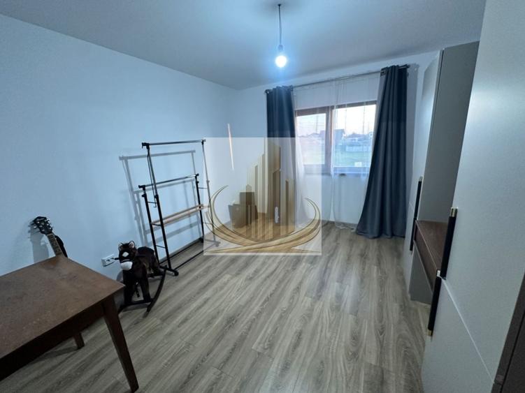 Casă individuală cu 5 camere cu Canalizare în Dumbrăvița