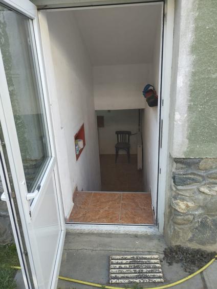 Casă cu 4 camere în Lotrioara