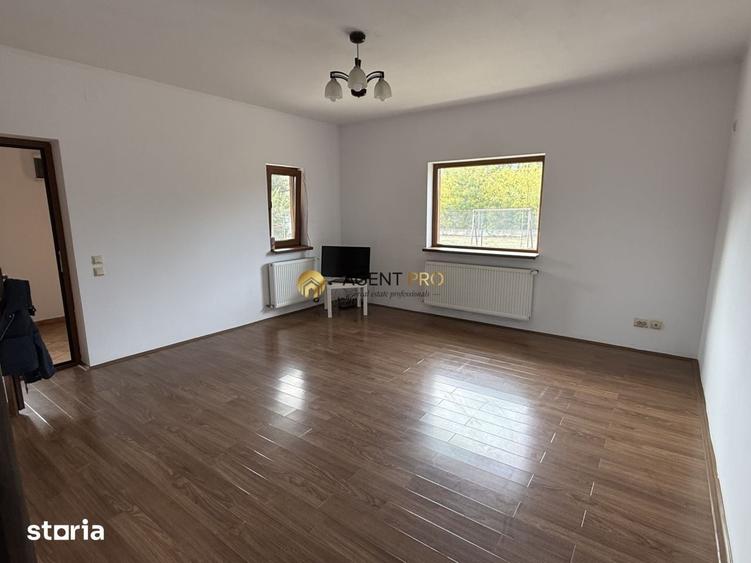 Casă cu 5 camere cu Teren 1163 Mp în Cornetu