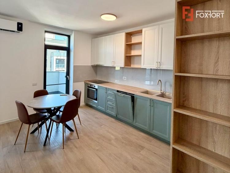 Apartament cu 2 camere semidecomandat, mobilat în Torontalului