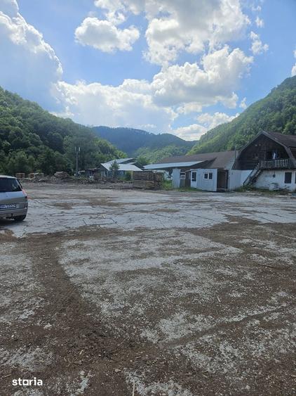 Spațiu comercial, de 2,500 mp, în Nufărul