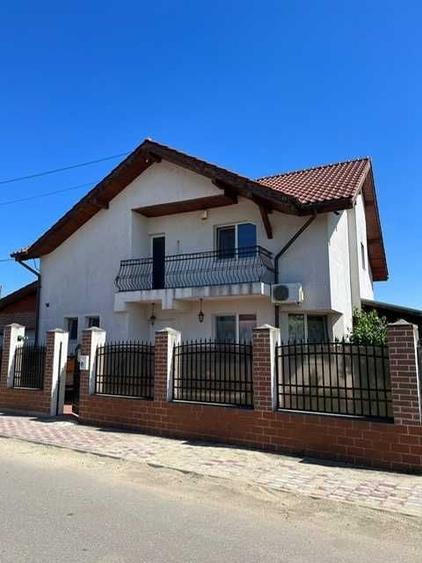 Casă cu 4 camere în Copăceni