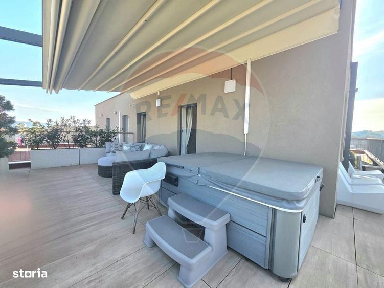 Apartament cu 4 camere în Unirii