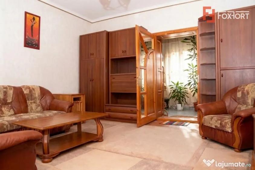 Casă cu 4 camere cu Teren 694 Mp în Șega
