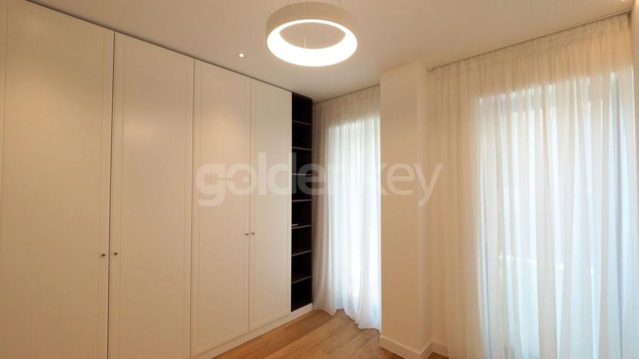 Apartament cu 4 camere decomandat, mobilat în Herăstrău