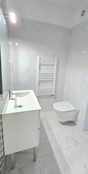 Apartament cu 3 camere decomandat în Frumoasa