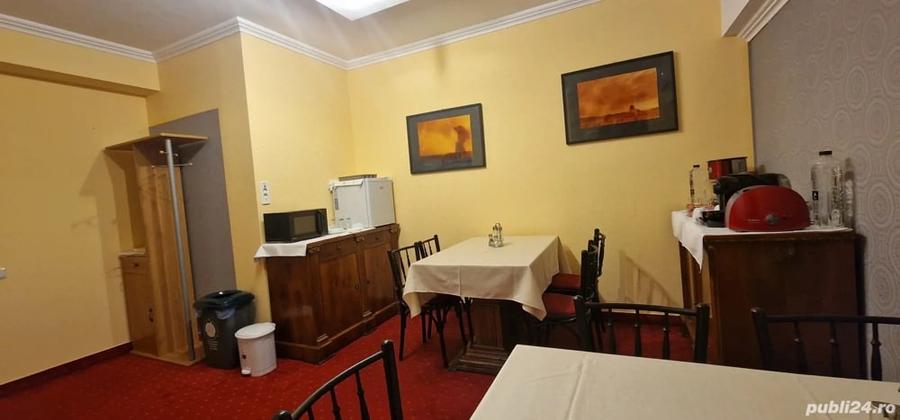 Spațiu comercial, de 400 mp, în Girocului