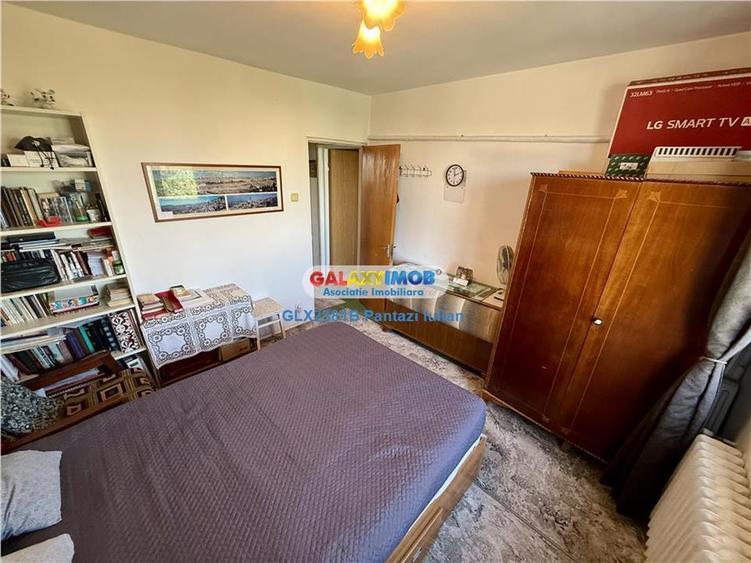 Apartament cu 3 camere decomandat, mobilat în Berceni