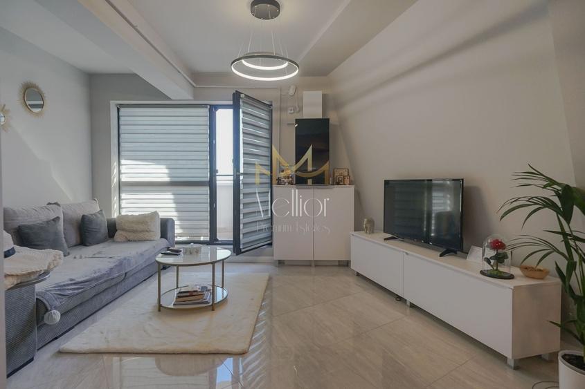 Apartament cu 3 camere semidecomandat, mobilat în Zorilor