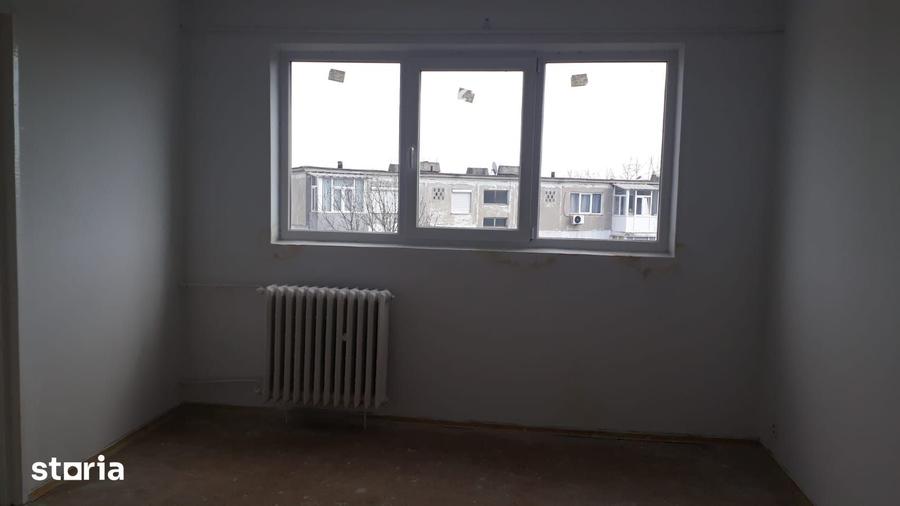 Apartament cu 2 camere nedecomandat în Vest