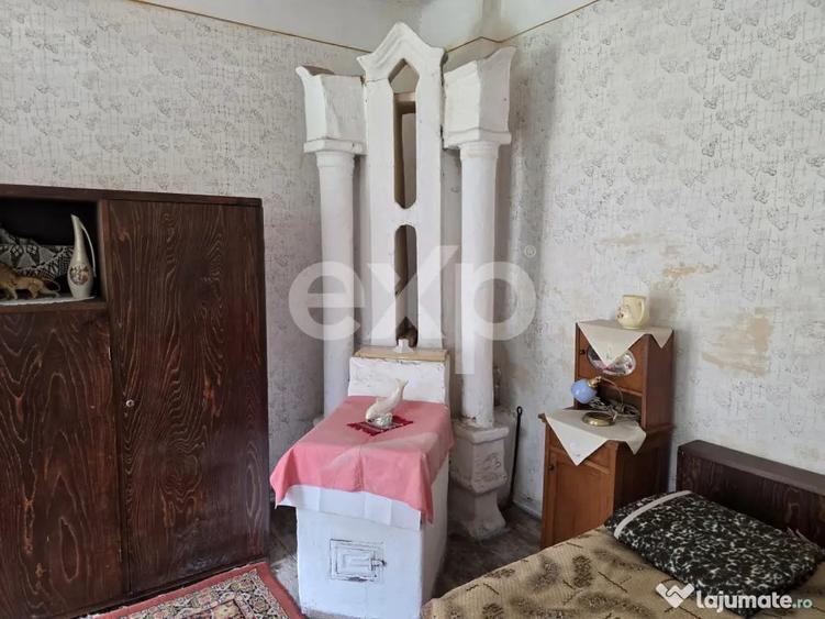 Casă cu 6 camere cu Teren 15524 Mp în Voineasa