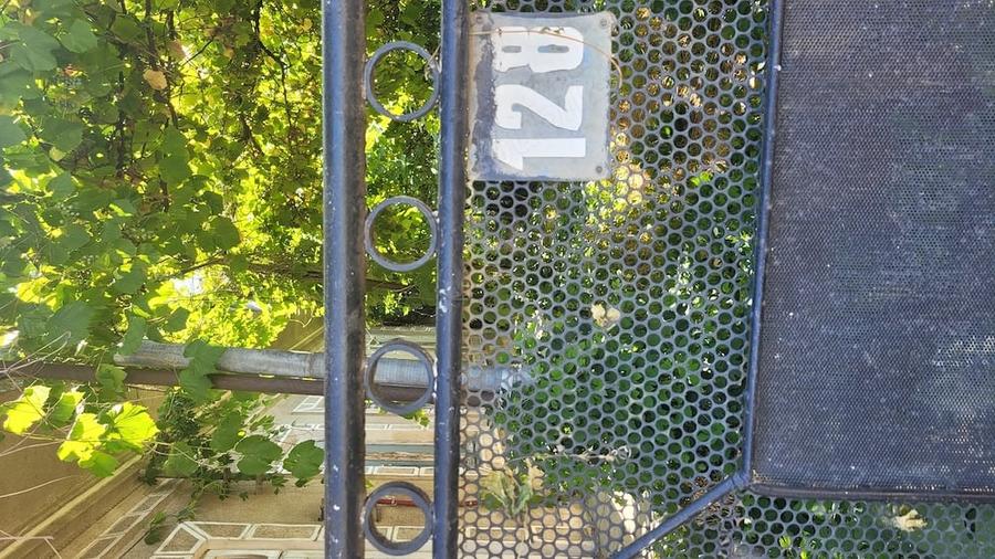 Casă cu Teren 332 Mp în Central