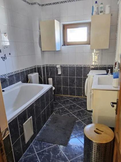 Casă cu 7 camere cu Teren 1300 Mp în Cornetu