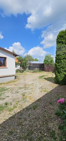 Casă individuală cu 4 camere cu Garaj în Sântionlunca