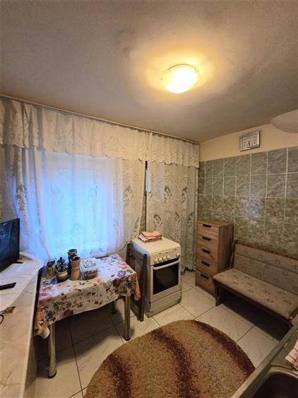 Garsonieră decomandată în Inel II