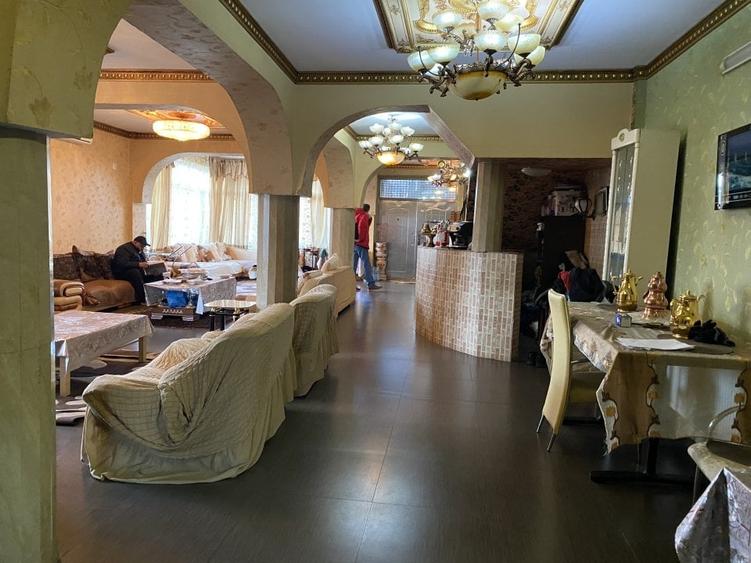 Casă cu 8 camere cu Canalizare în Afumați