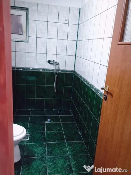 Apartament cu 3 camere decomandat în Nicolae Titulescu